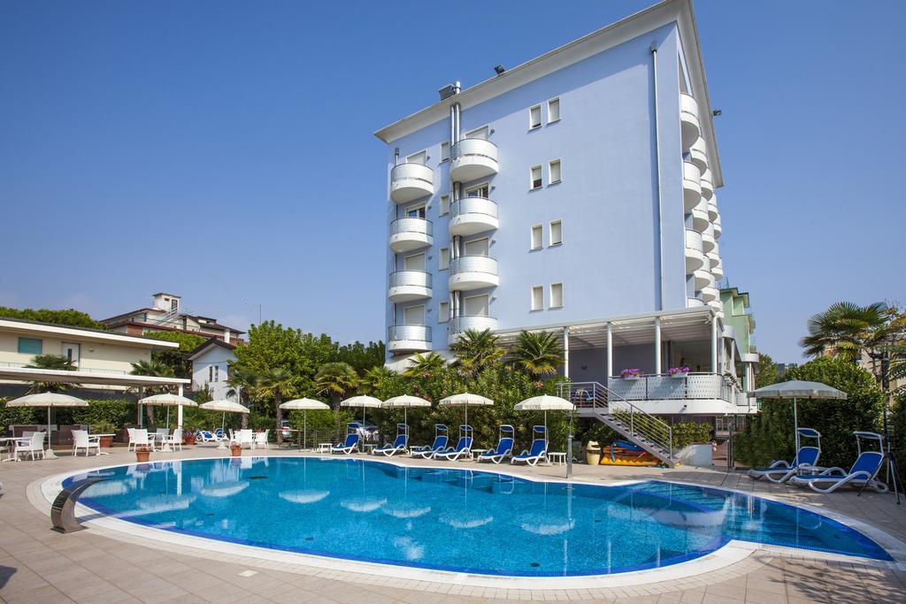 Hotel Helios Lido di Jesolo Exterior photo