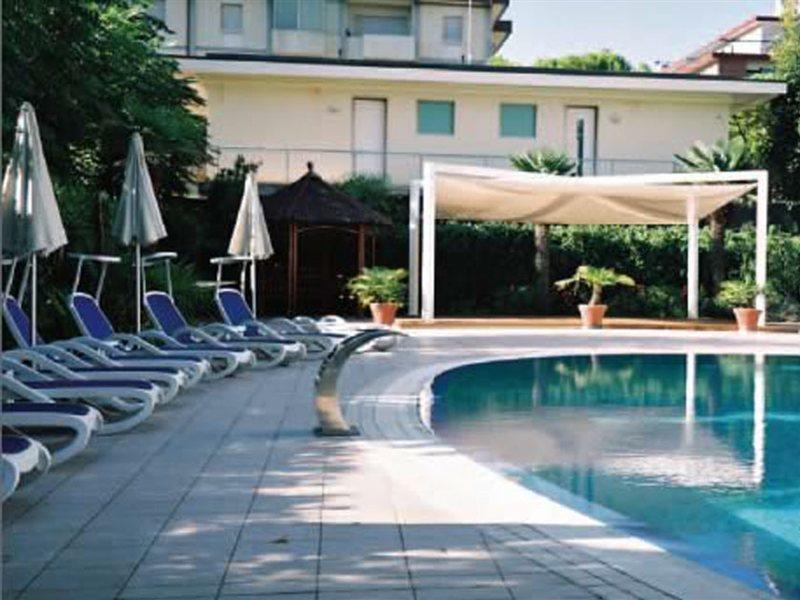 Hotel Helios Lido di Jesolo Exterior photo