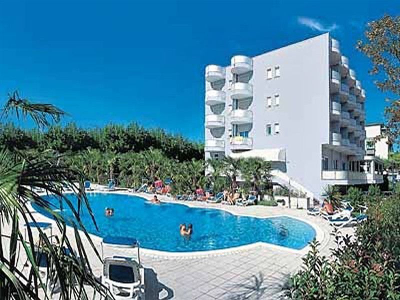 Hotel Helios Lido di Jesolo Exterior photo